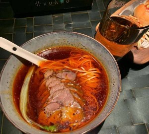 大虾店招聘文案（探索味觉盛宴，招募烹饪大虾的创意大师）