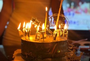 杭州什么地方有酒吧招聘包厢管家,(好上班的不挑人)